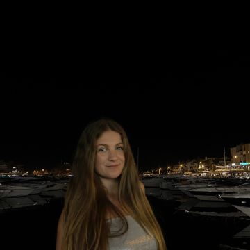 Lara Camisa - Porto - Babysitting