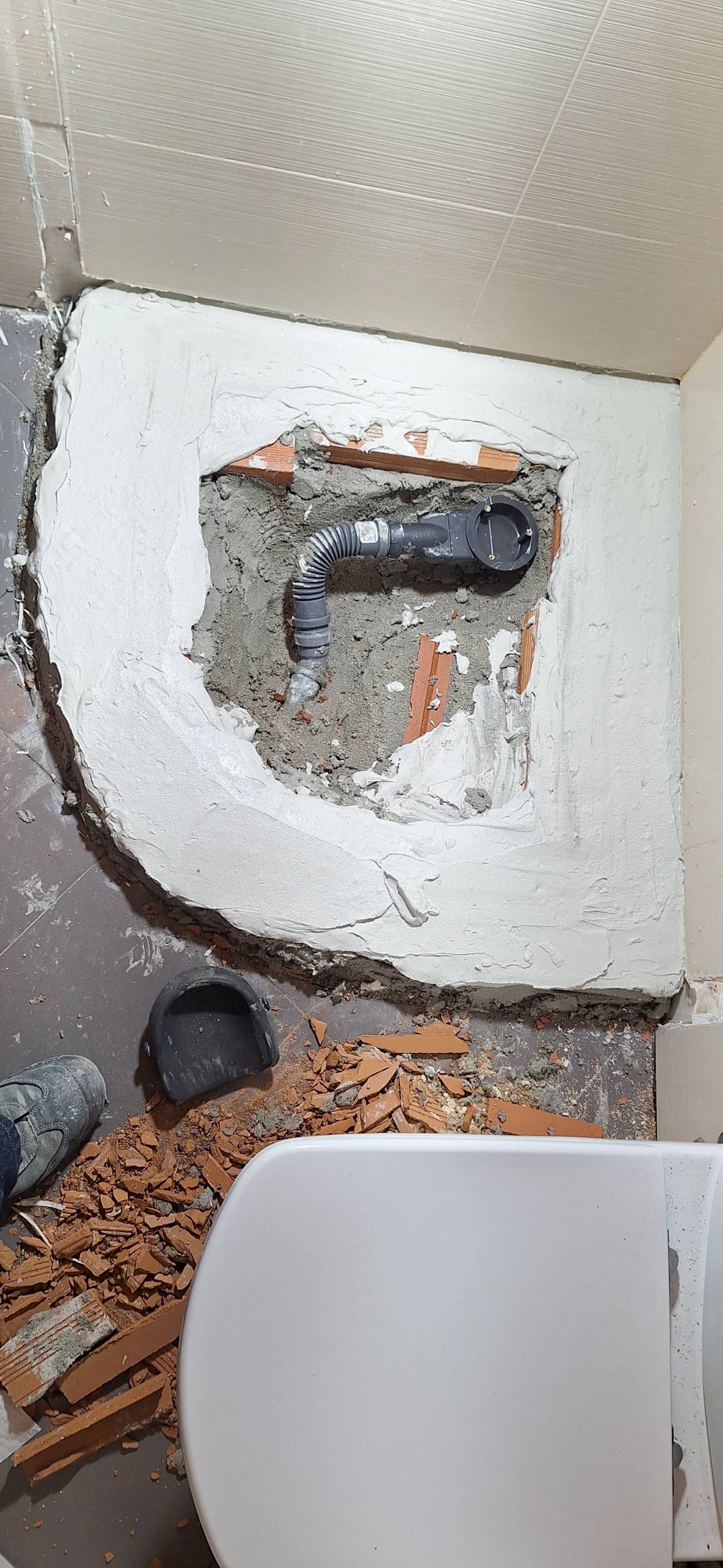 Paulo Galdino - Almada - Plumbing Pipe Repair