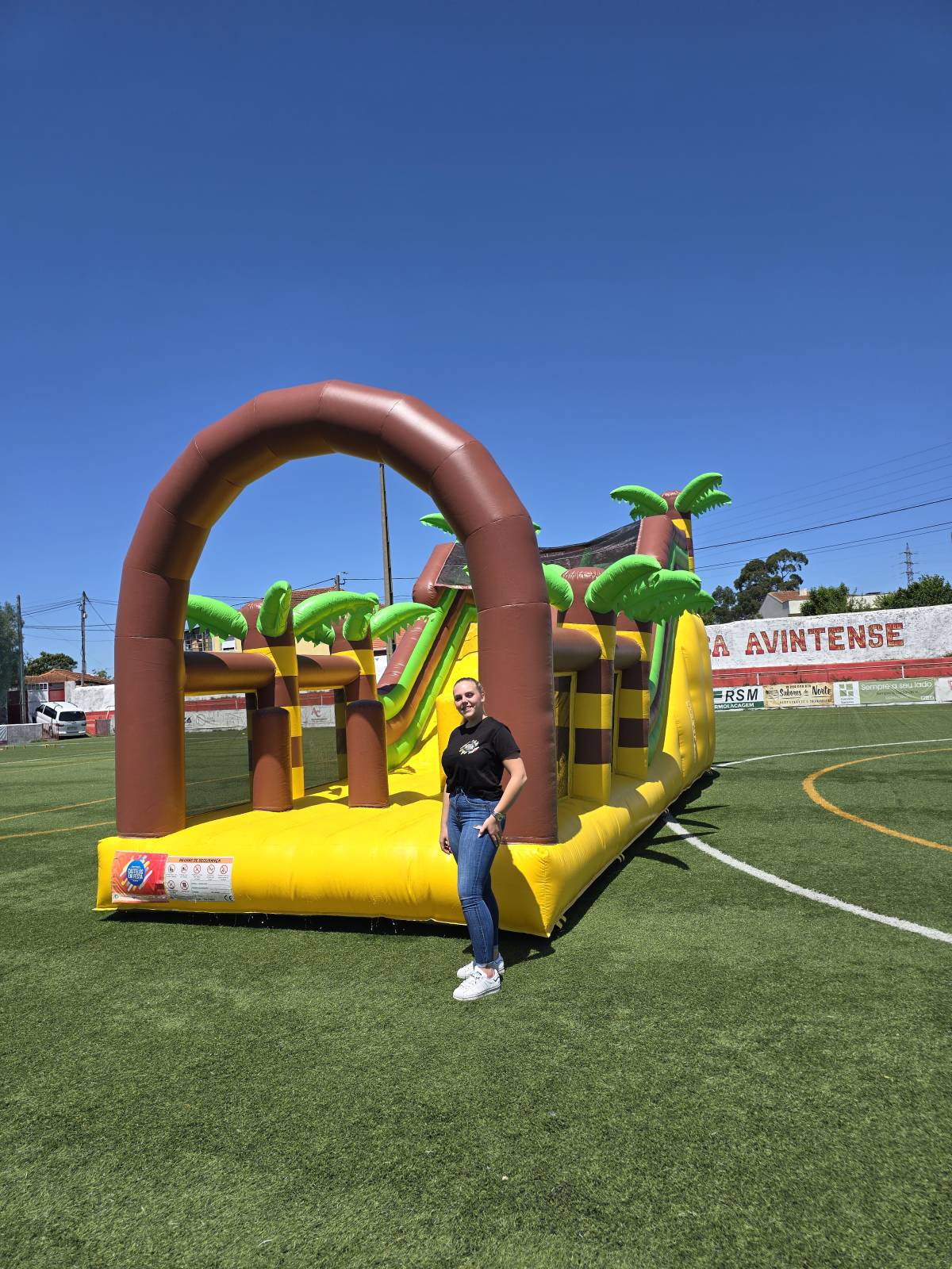 Castelos em Festa -  Aluguer de equipamentos insufláveis e recreativos - Vila Nova de Gaia - Fotografia Desportiva