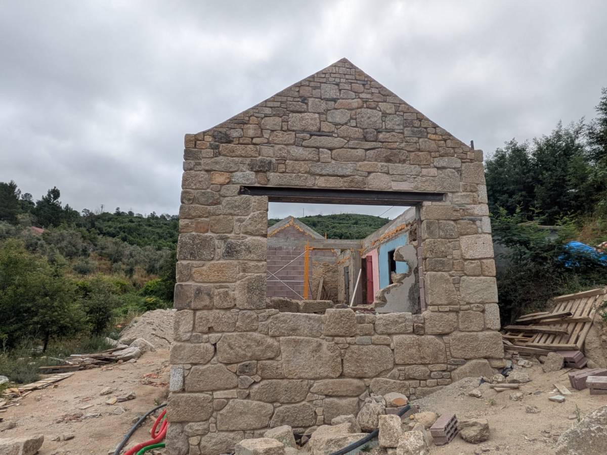 J.B construções - Covilhã - Reparación de plomería