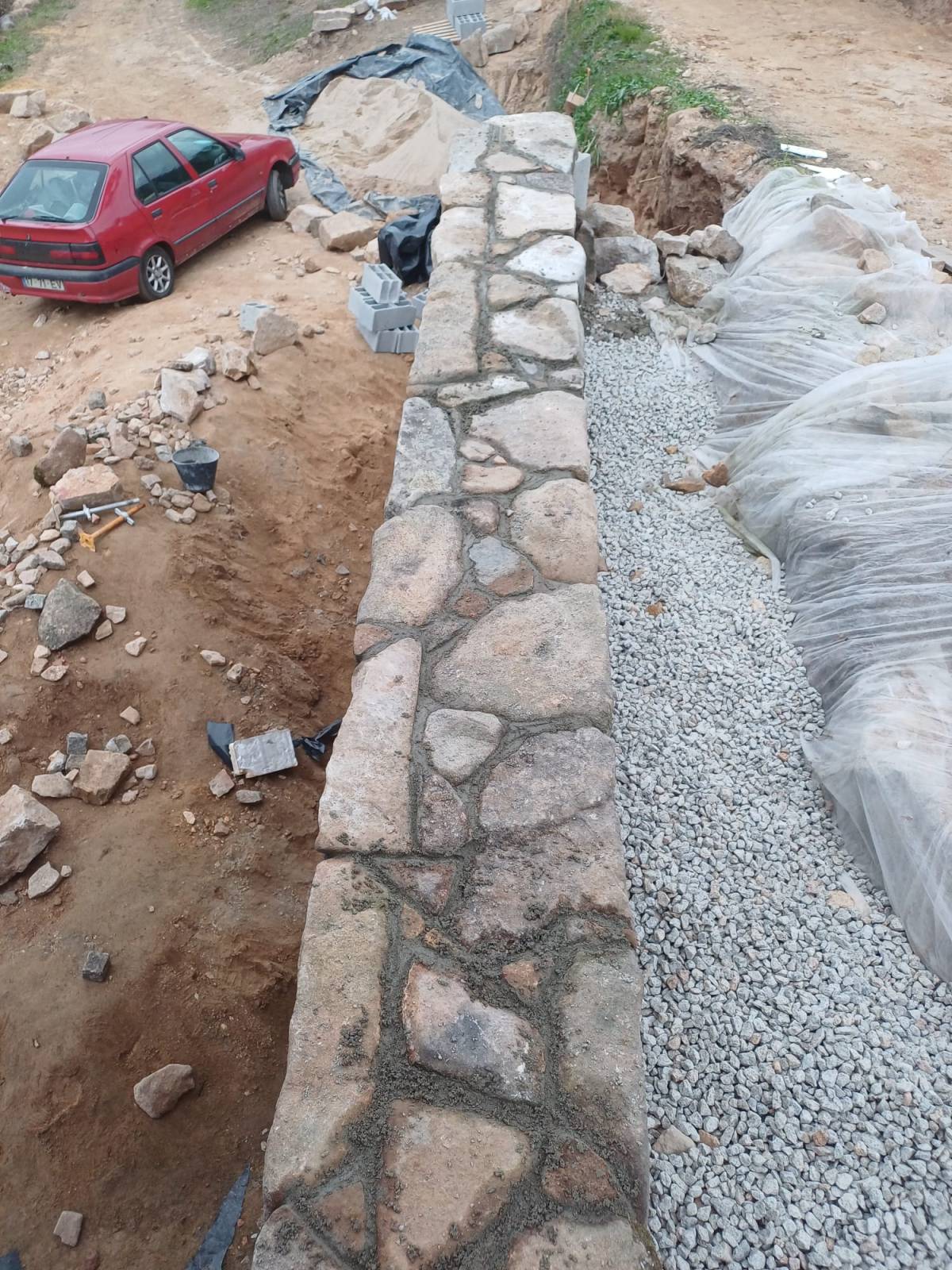 J.B construções - Covilhã - Eliminación de amianto