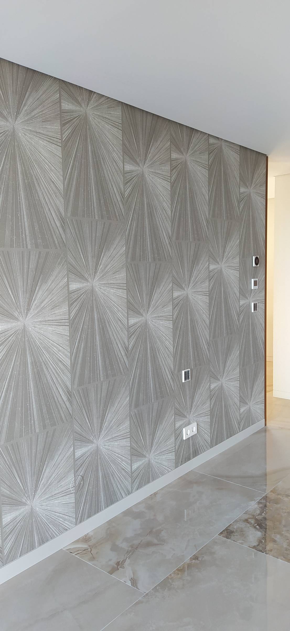 Trilhos de Decoração - Silves - Wallpaper Removal