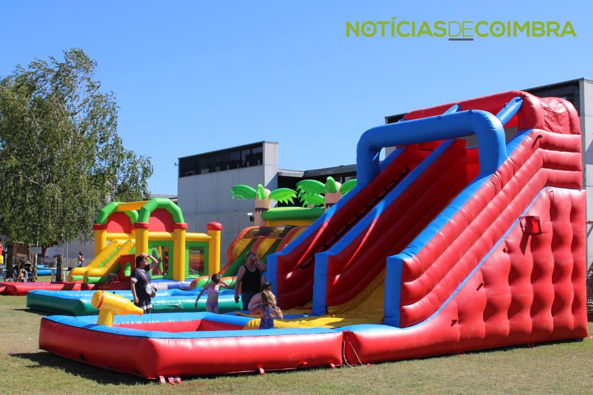 Castelos em Festa -  Aluguer de equipamentos insufláveis e recreativos - Vila Nova de Gaia - Anniversary Party Planning