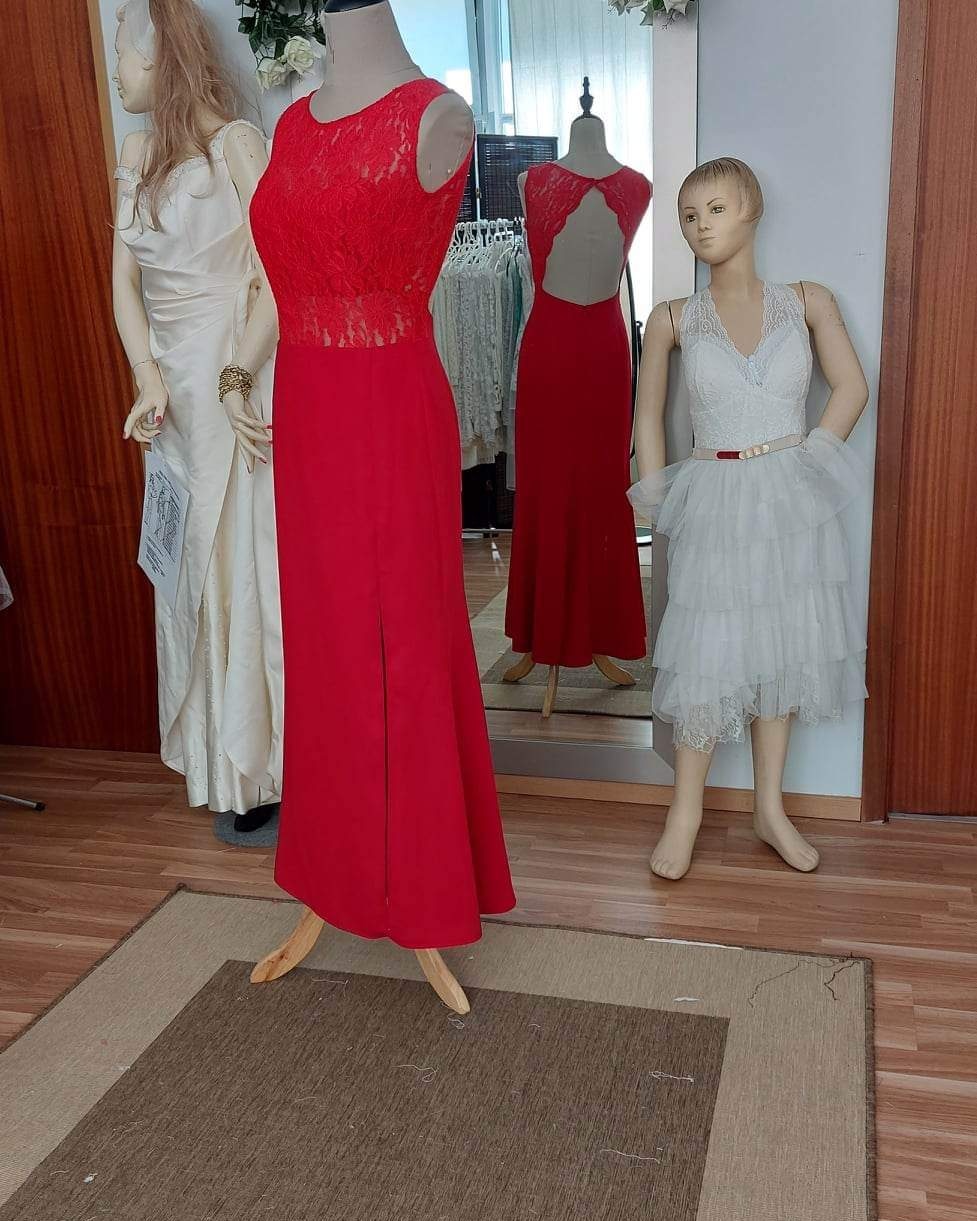 Atelier Fernanda Ferreira - Matosinhos - Alterações em Vestidos