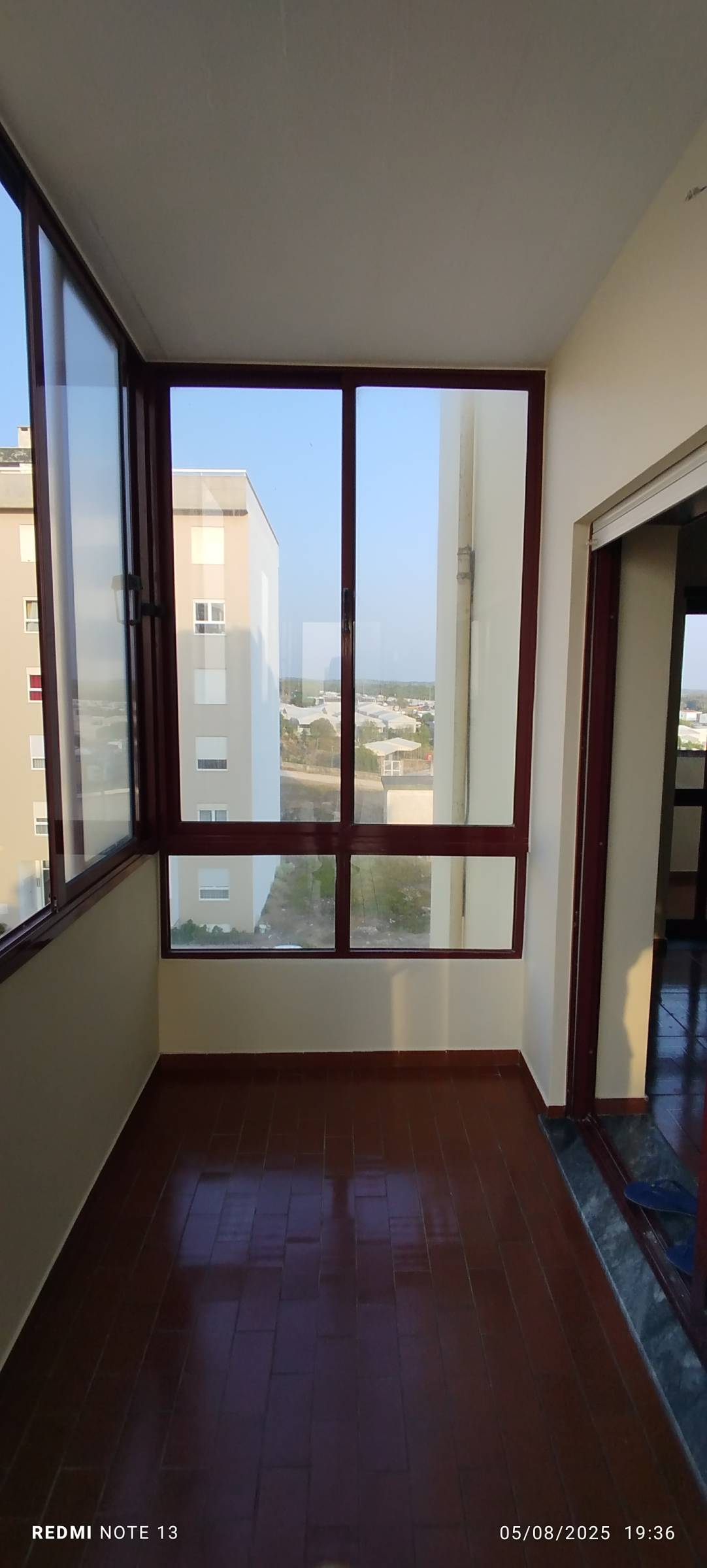 Eduardo Luiz Decorações interiores - Batalha - Paredes, Pladur e Escadas