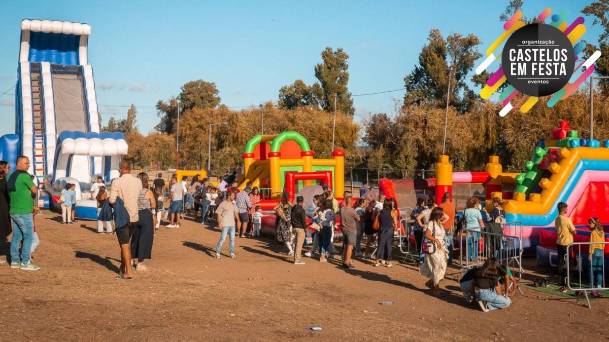 Castelos em Festa -  Aluguer de equipamentos insufláveis e recreativos - Vila Nova de Gaia - Bouncy Castle and Inflatable Rental