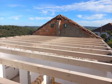 Reliable Renovations Lisbon - Sintra - Instalação ou Substituição de Telhado