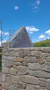 Radicalmasony - Covilhã - Interior Wall Addition