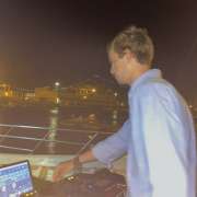 DJ COSMOS - Torres Vedras - DJ para Festas e Eventos