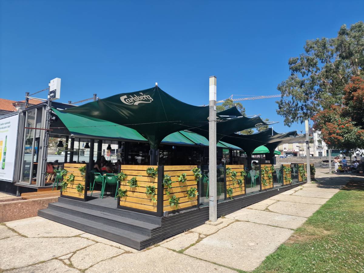 HOMELIFE - Paços de Ferreira - Montagem de Equipamento Desportivo