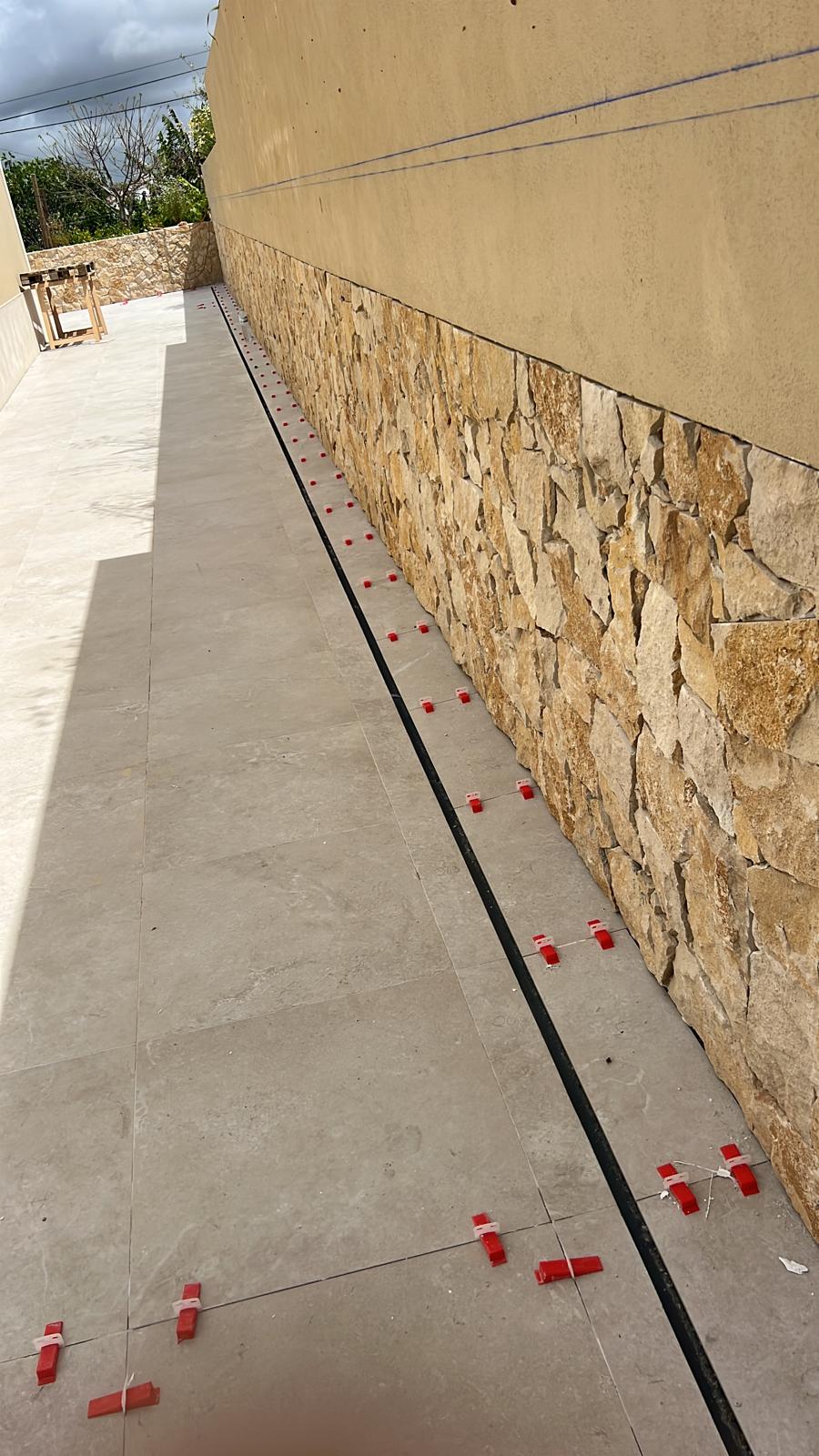 Inova Obras - Albufeira - Rohrleitungen installieren