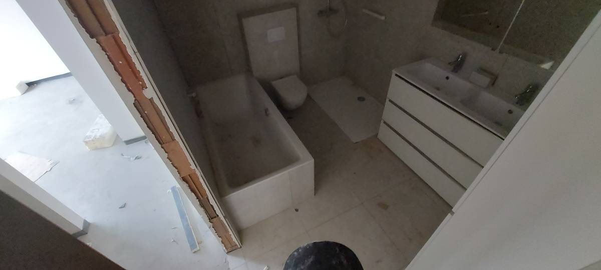 Jozivan Brilhante - Albufeira - Instalação de Pavimento Vinílico ou Linóleo
