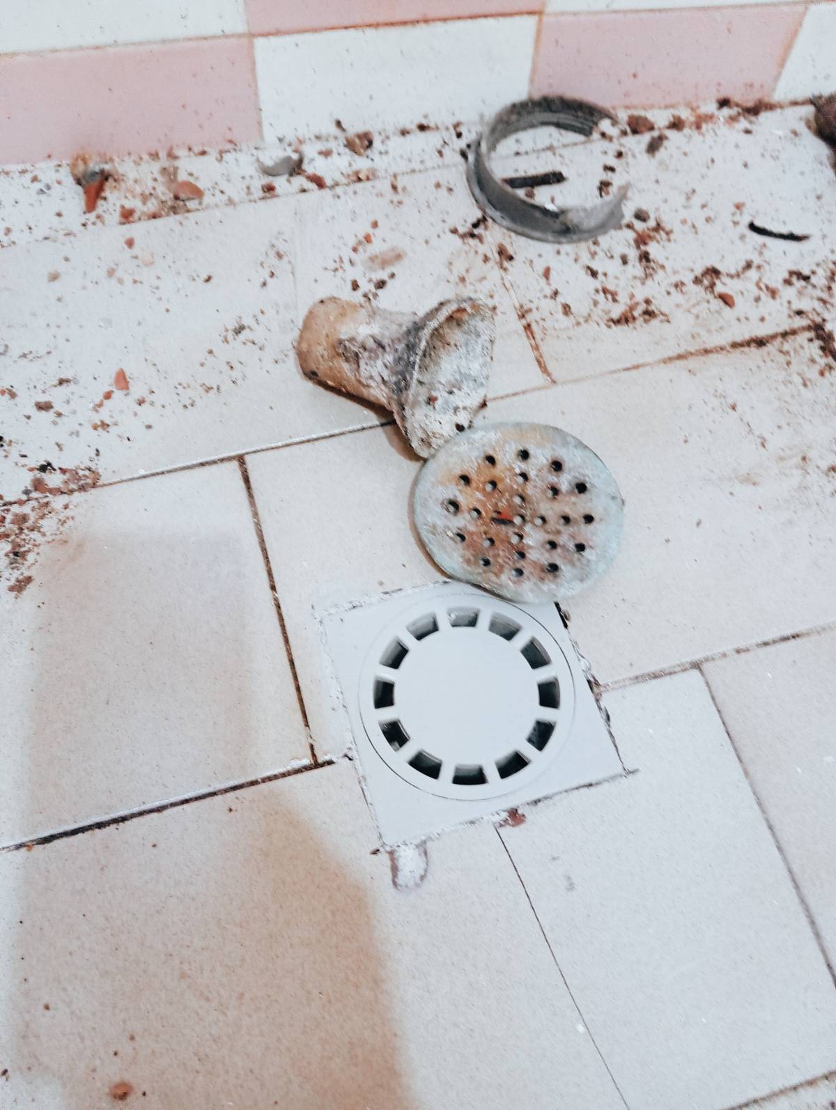 PENIEL - Remodelação/ Elétrica/ Bricolage - Ílhavo - Reparación de baños