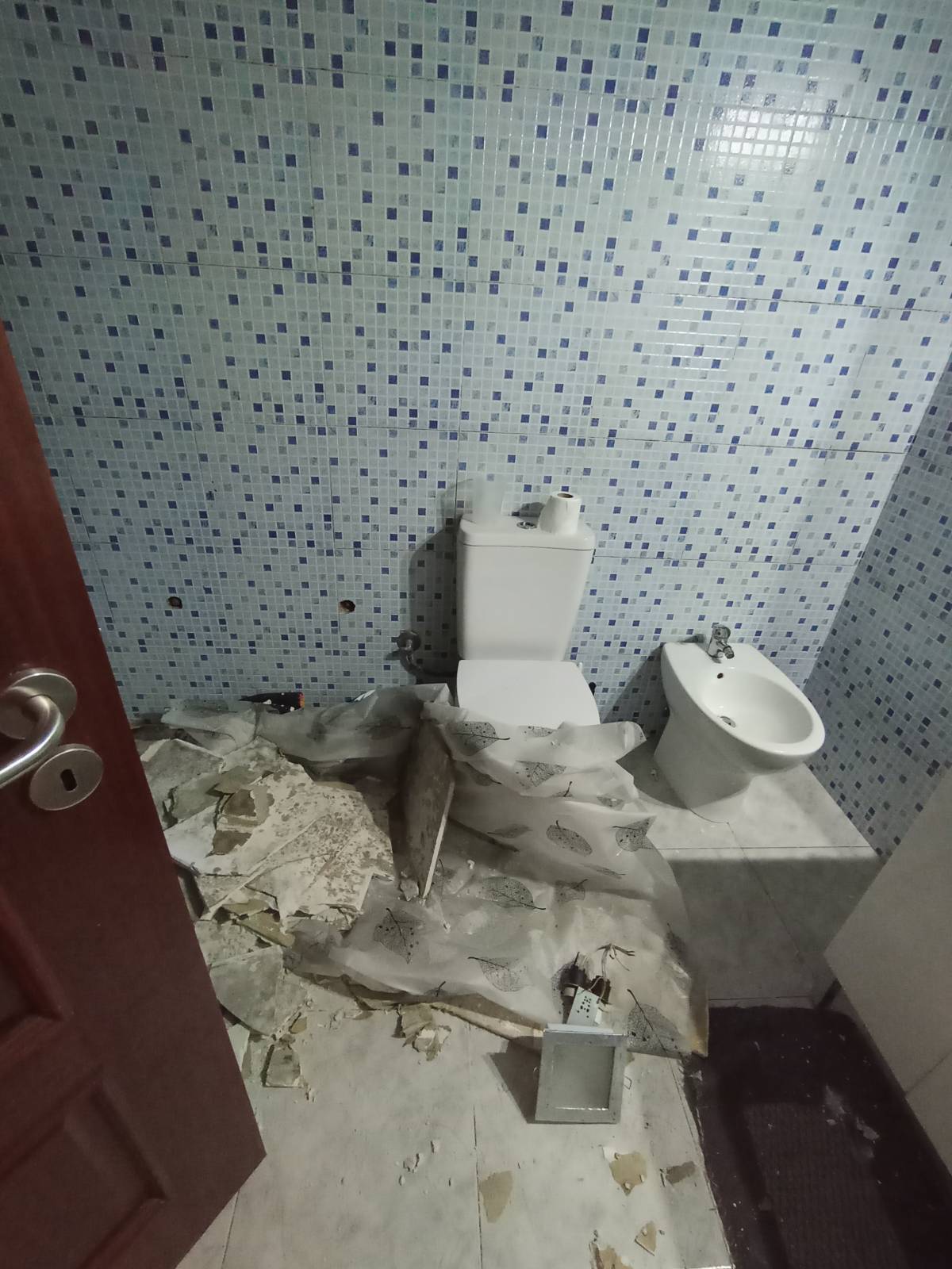 PENIEL - Remodelação/ Elétrica/ Bricolage - Ílhavo - Remodelación de baños