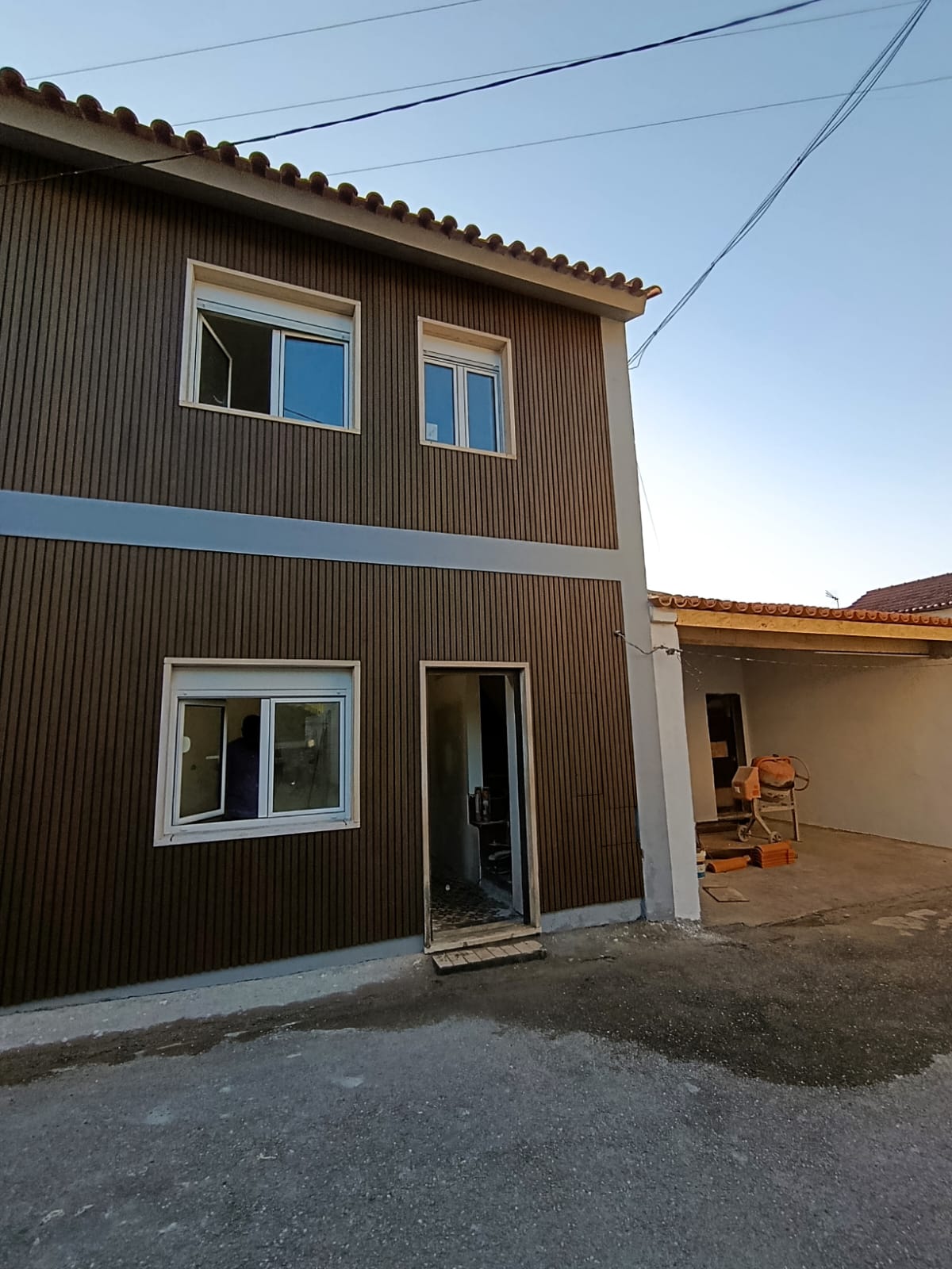 William - Coimbra - Instalação de Escadas