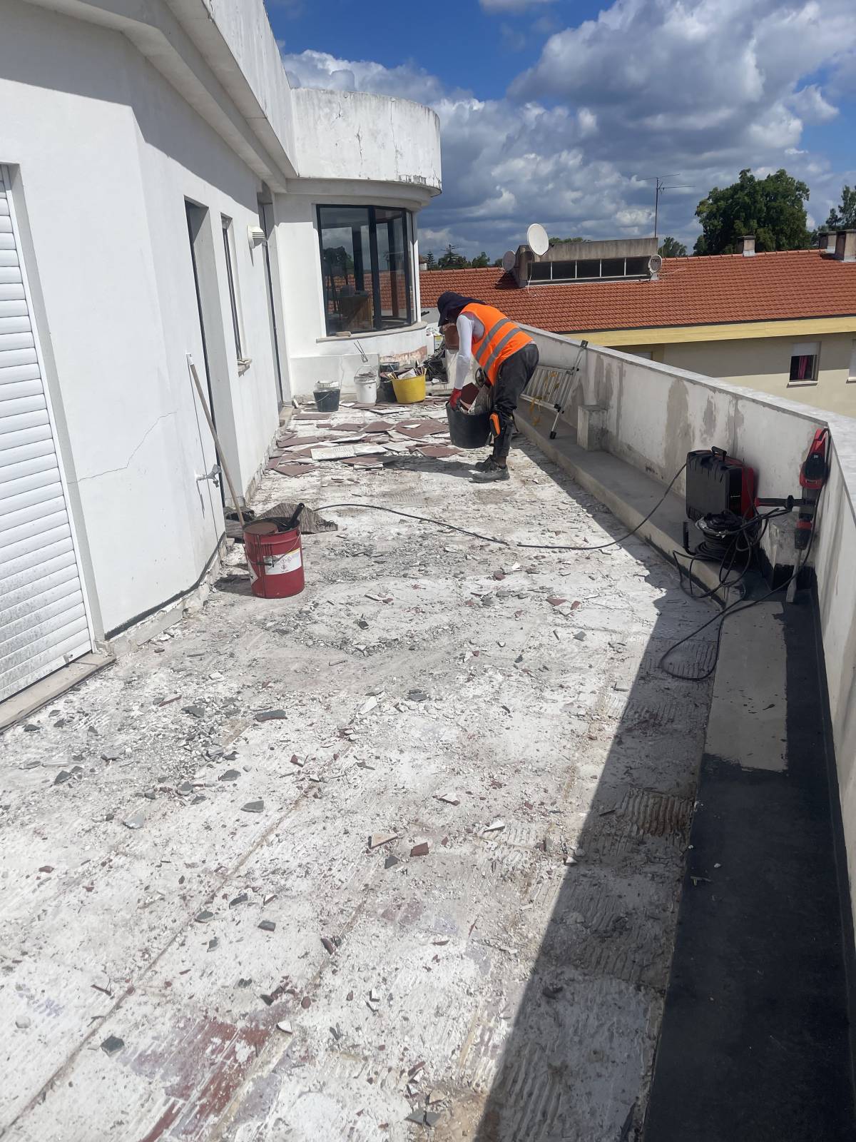 MP Construction - Cantanhede - Pose de sols en pierre ou en carrelage