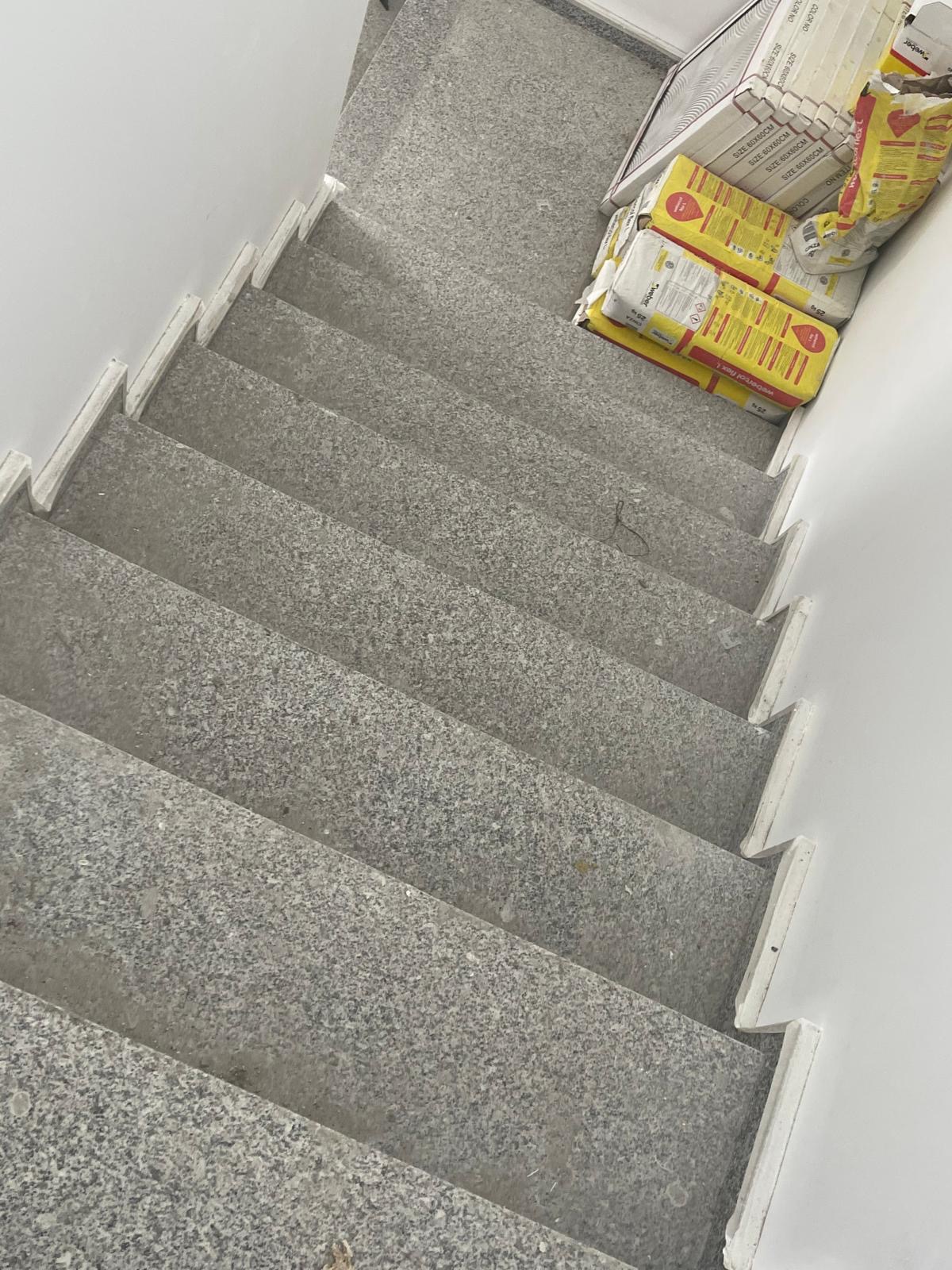 Zeeman Construções - Barcelos - Instalação de Paredes de Pladur