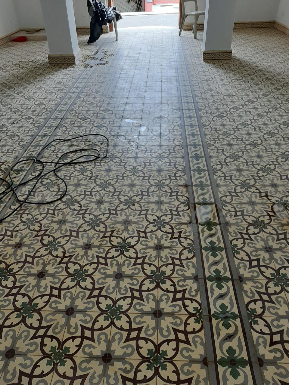Juares Cezar - Almada - Adición de pared interior