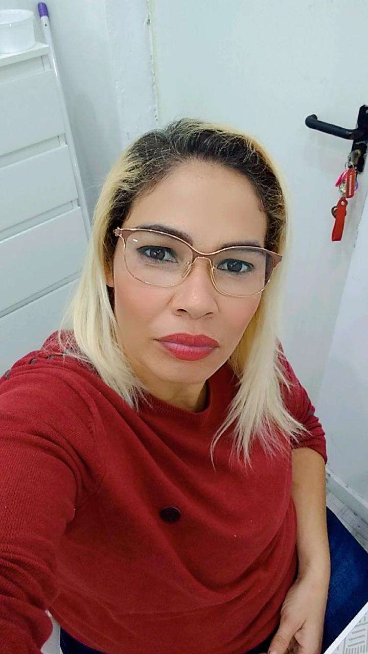 Adriana Gomes Santos - Braga - Limpeza a Fundo