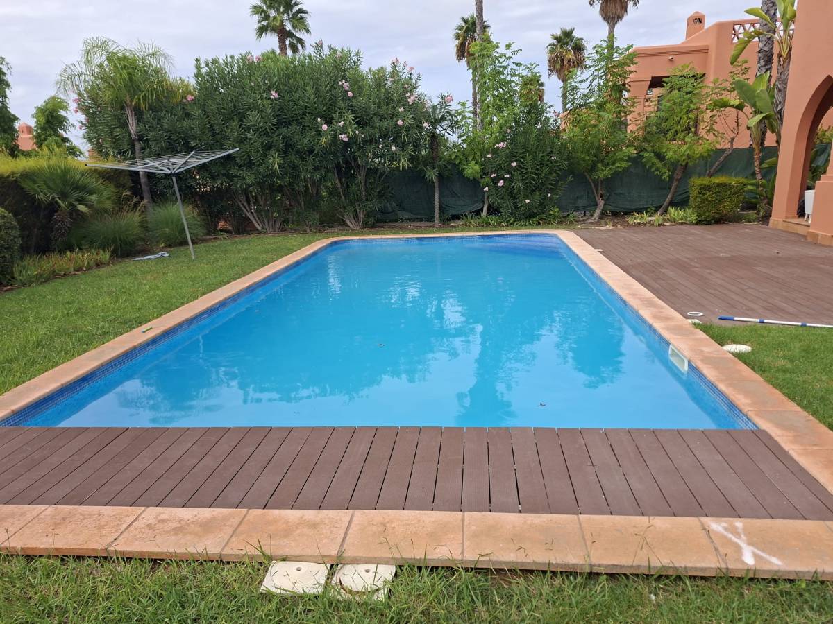 Francisco Barreto - Lagos - Reparação de Piscina