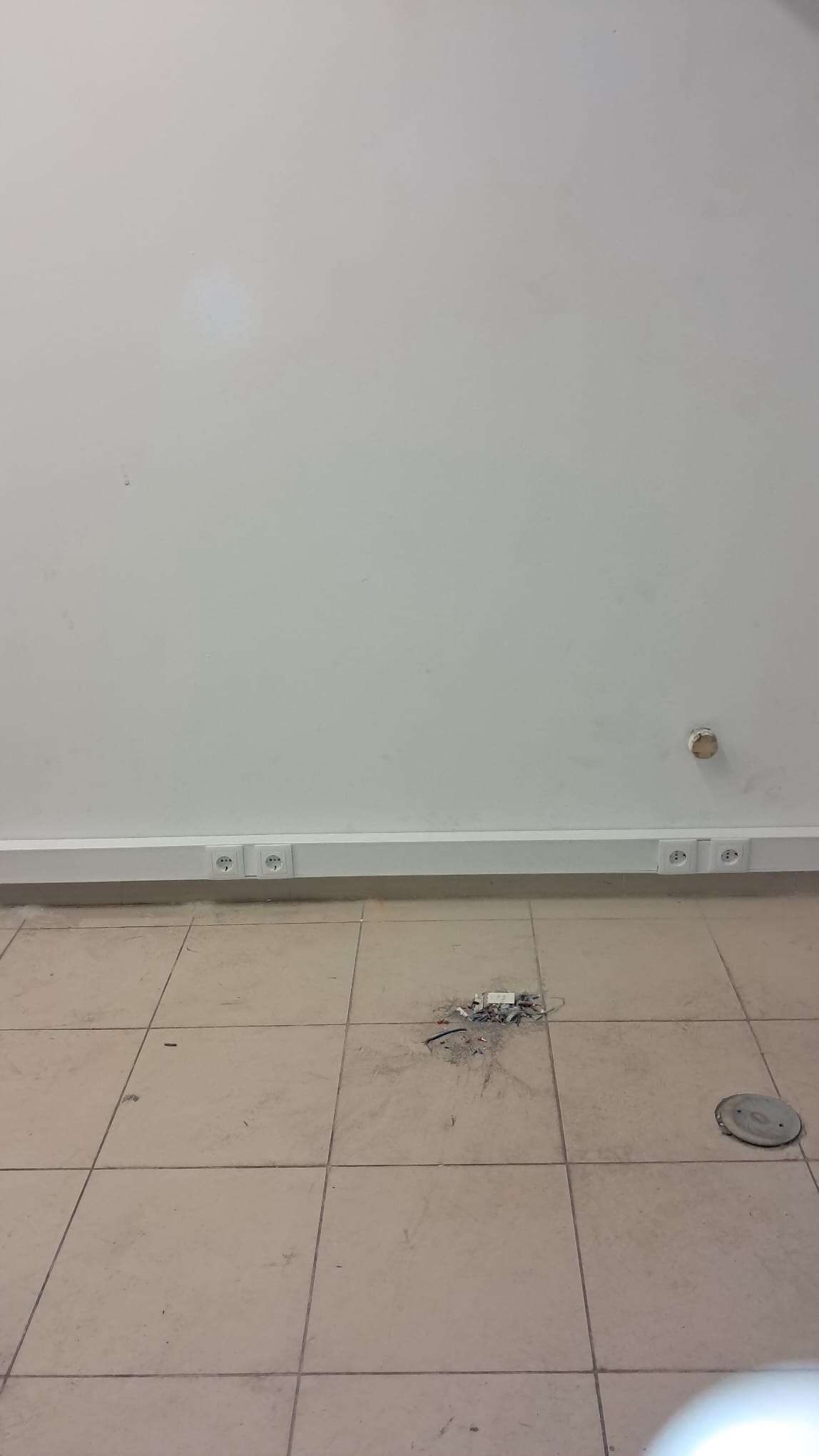 Eronildo Borracha - Seixal - Instalación de ventiladores
