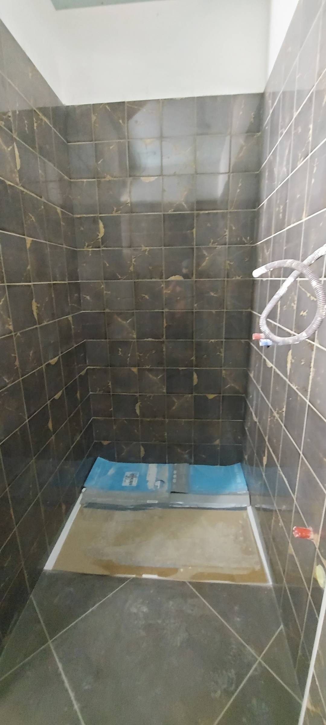 Jozivan Brilhante - Albufeira - Instalação de Cobertura de Pátio