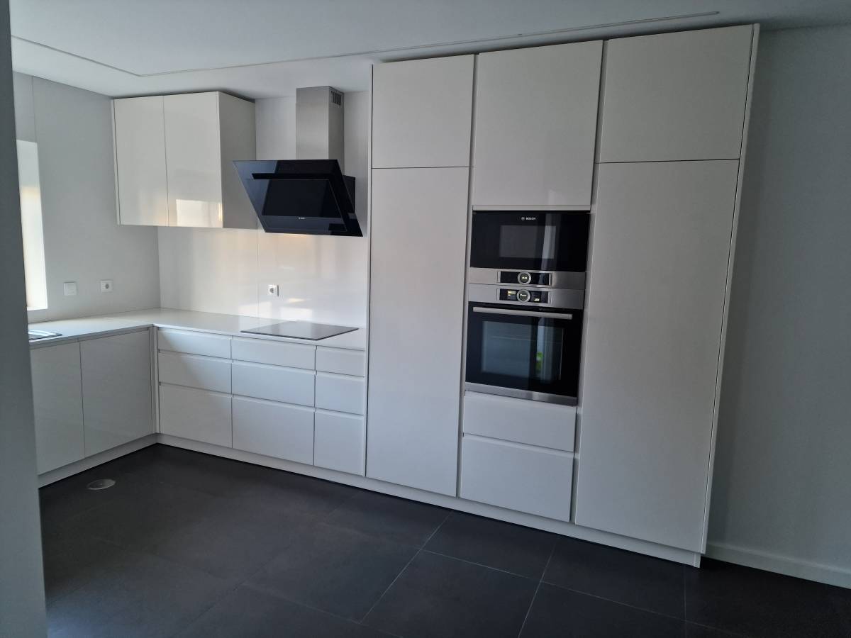 HOMELIFE - Paços de Ferreira - Montagem de Mobiliário ou Equipamento Exterior