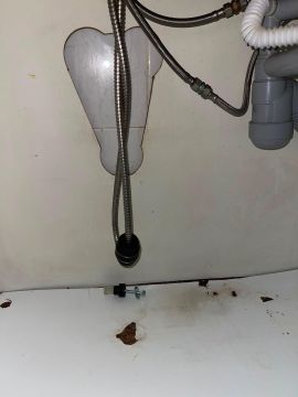 Möbel reparieren