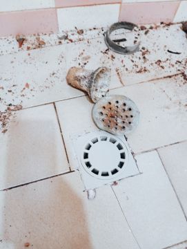 PENIEL - Remodelação/ Elétrica/ Bricolage - Ílhavo - Reparación de baños