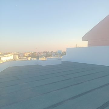 RENDAL VIANA PIRES DOS SANTOS - Lisboa - Deep or Spring Cleaning