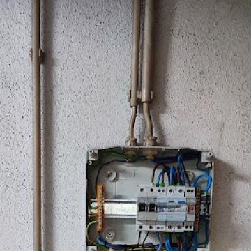 DomKWatt, serviços de eletricidade - Sintra - Lamp Installation