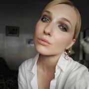 Anastasiia Petrova - Faro - Wedding Hair Styling