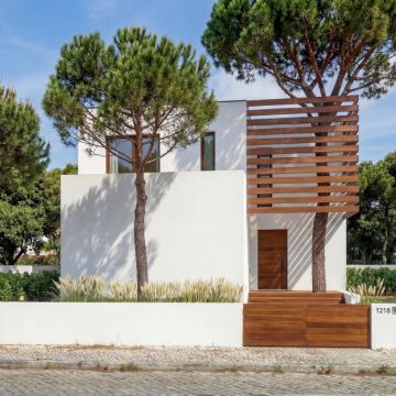 Magalhães Tavares - Design E Arquitectura, Unip., Lda - Porto - Designer de Interiores