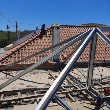 PmC Serralharia - Alenquer - Installation ou remplacement de porte de garage