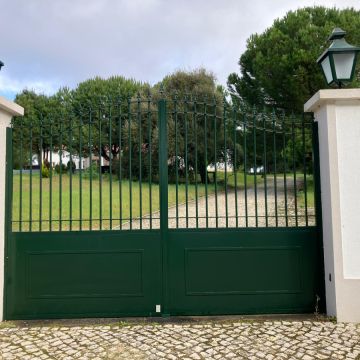 PmC Serralharia - Alenquer - Installation ou remplacement de porte de garage