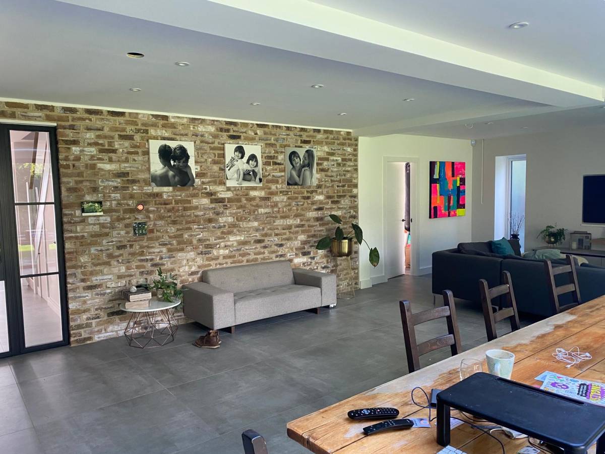 C H Refirbishment Limited - Albufeira - Remodel a Room