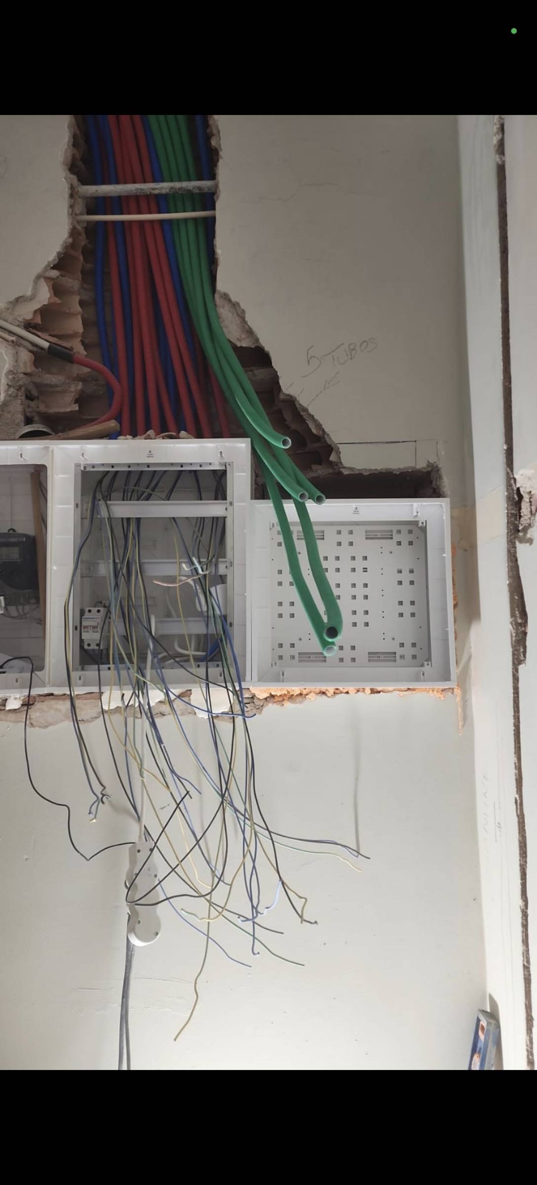 N M Redes Estruturadas e eletricidade - Sobral de Monte Agraço - Stromgenerator reparieren