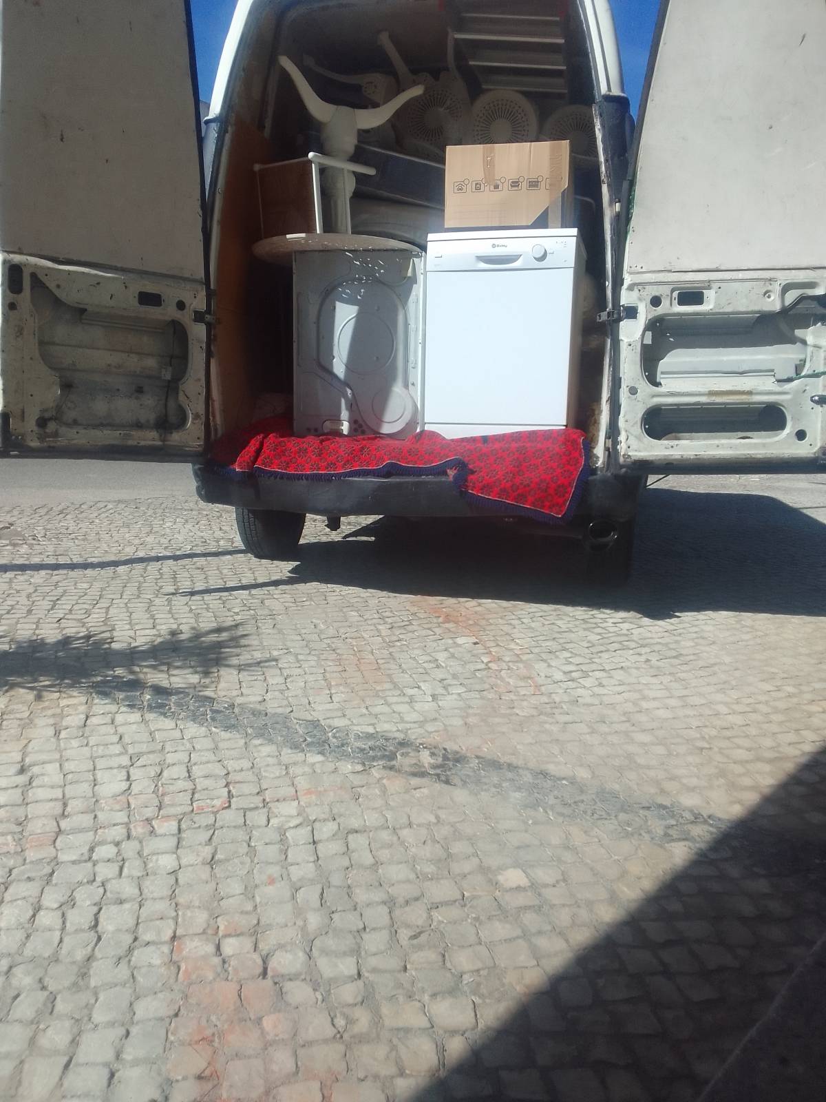 Mudanças/Recolhas/monos/24h Ivo - Amadora - Mudança de Longa Distância