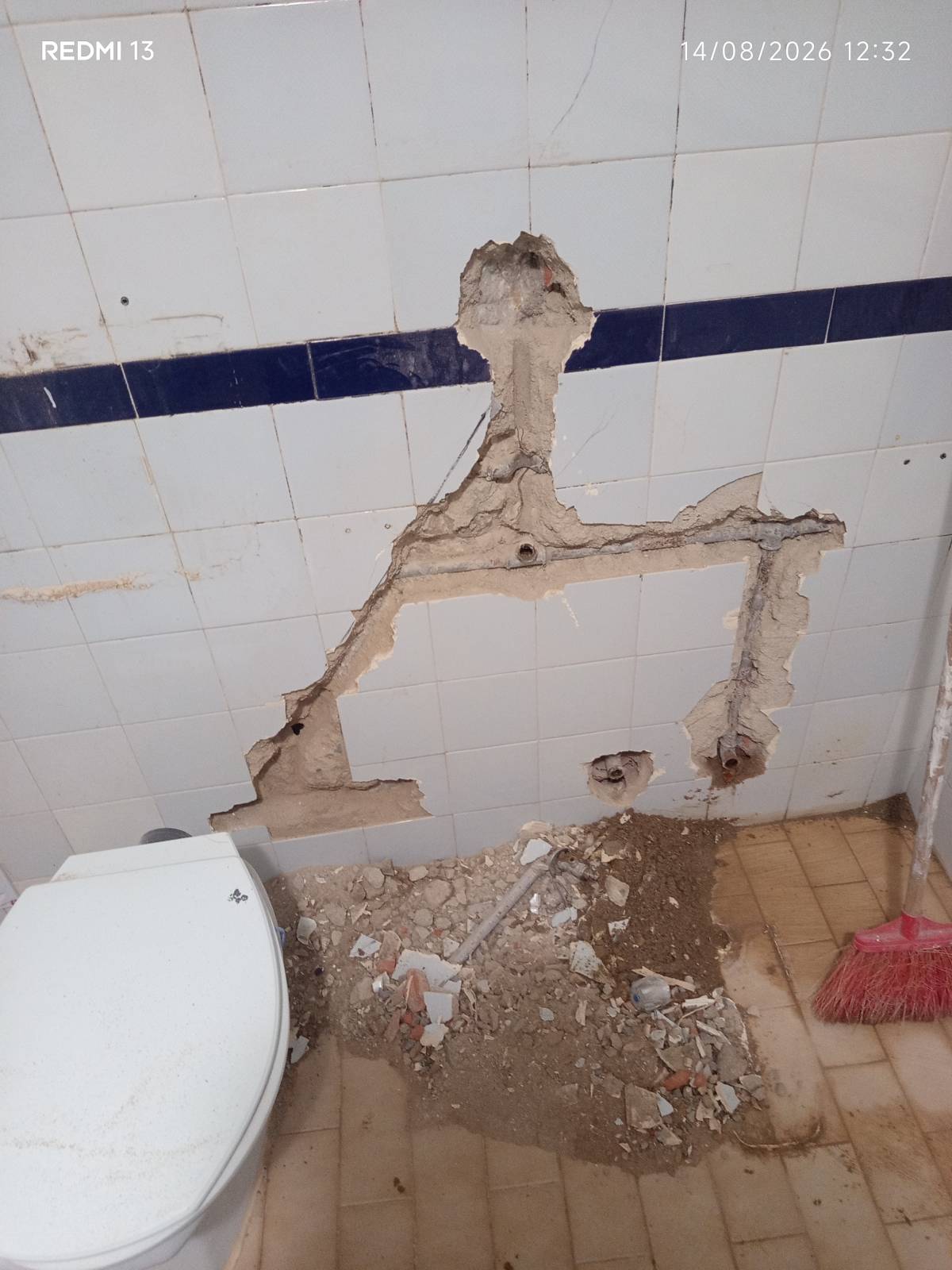 Antonio francisco Morais da Conceição - Oeiras - Reparação de Mesas de Bilhar