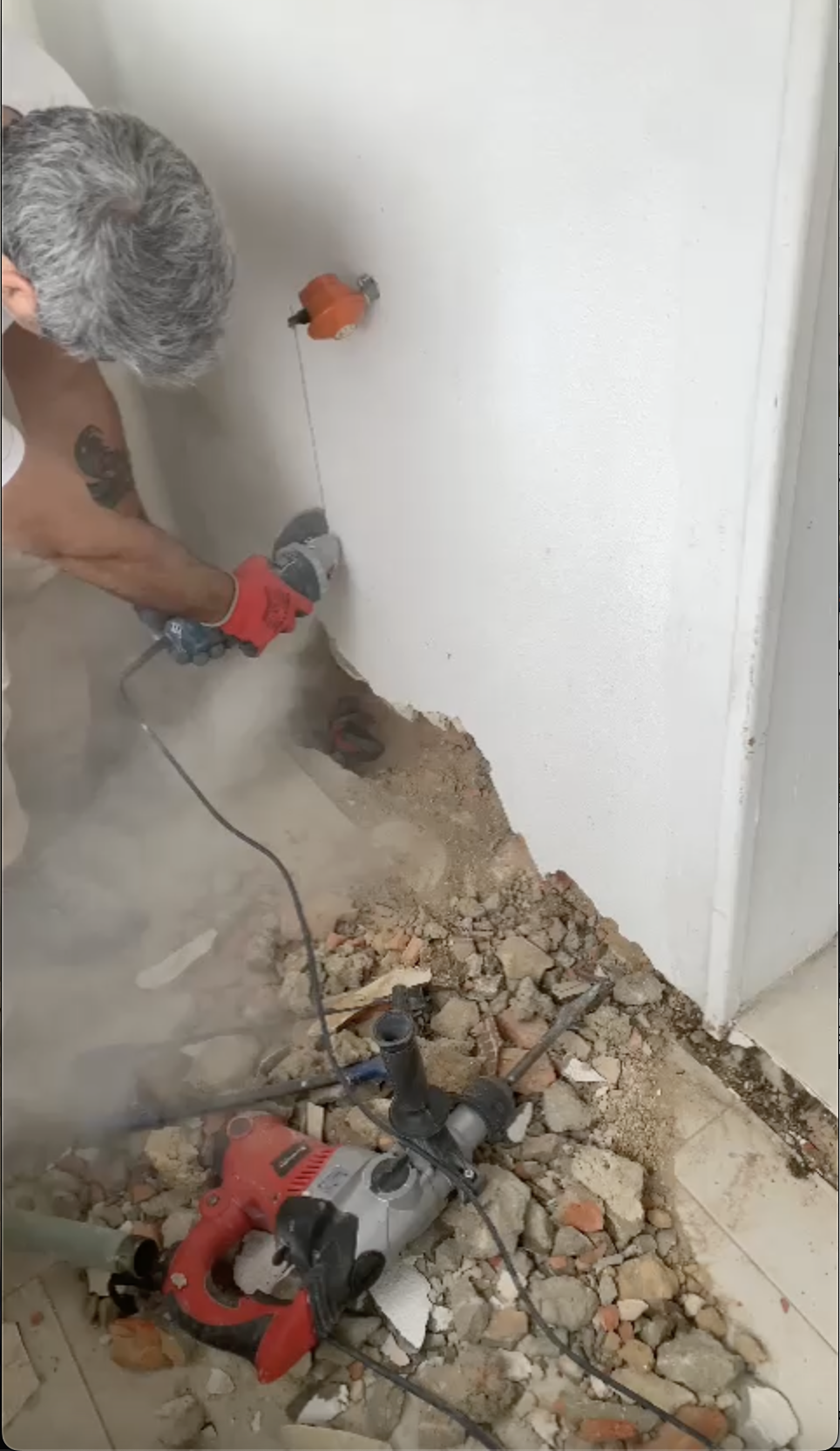 AcabamentoPintura - Lisboa - Reparação de Azulejos