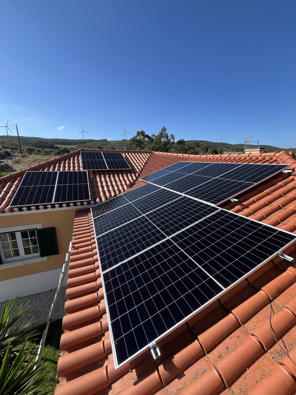 Powervolt Energy - Azambuja - Reparatur einer Solaranlage / Photovoltaikanlage