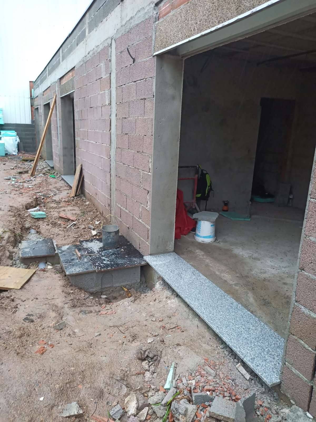 Jorge ENG - Vila Nova de Gaia - Caulking
