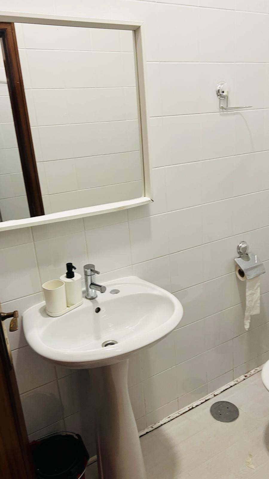 Profissional de limpeza e housekeeping - Porto - Limpieza comercial