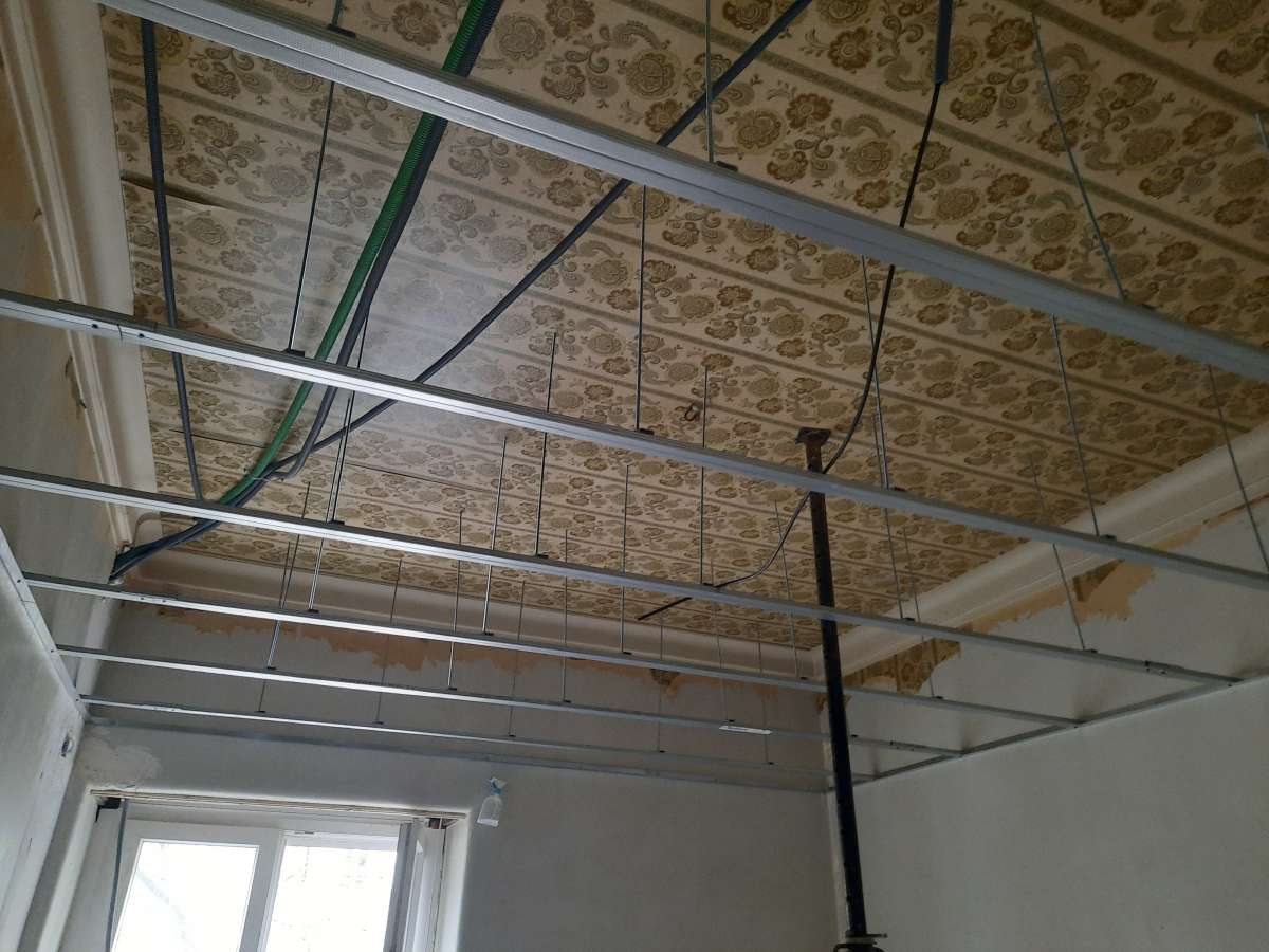 Páton construções - Palmela - Vinyl or Linoleum Repair or Partial Replacement