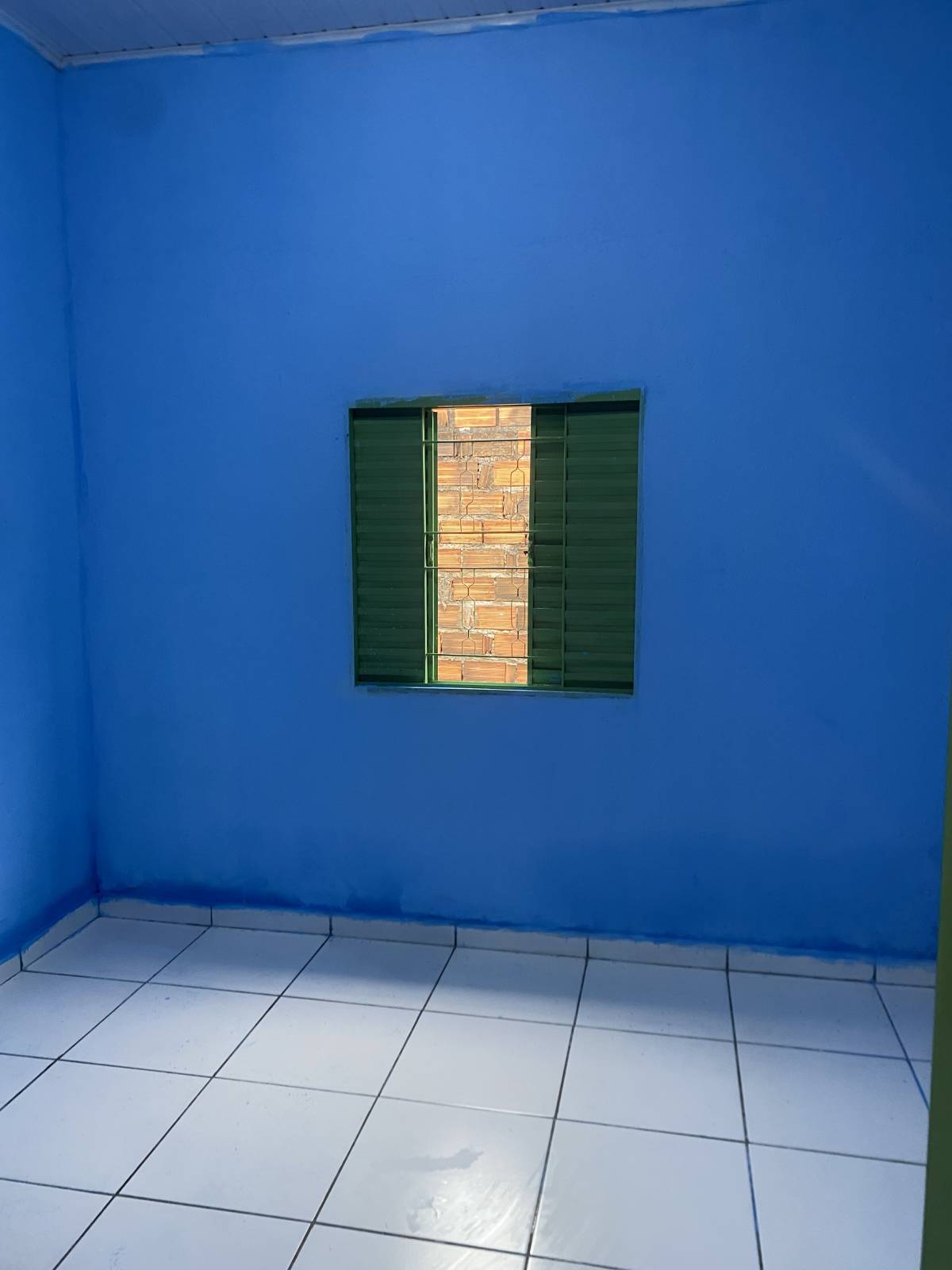 Pintor pinturas de interior - Ourém - Graphic Design