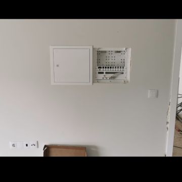 N M Redes Estruturadas e eletricidade - Sobral de Monte Agraço - Elektro- und Verdrahtungsprobleme