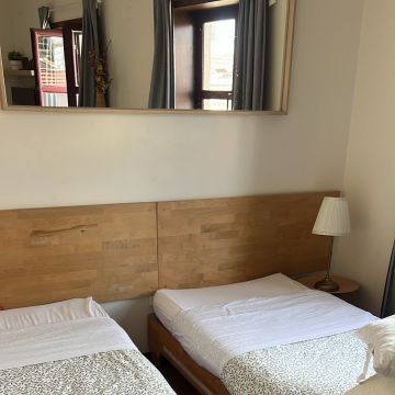 Profissional de limpeza e housekeeping - Porto - Limpieza de cortinas