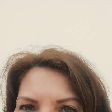 Fernanda - Vila Real - Window Blinds Cleaning