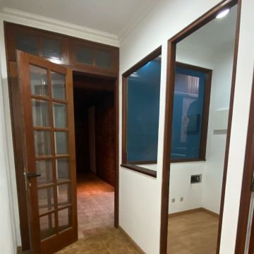 Tiago Correia do nascimento - Almada - Servicios de construcción