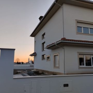 Construções J y C - Estarreja - Kinderbett montieren